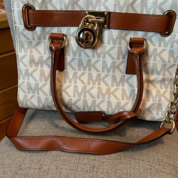 SOLD - Picture 1 of 2